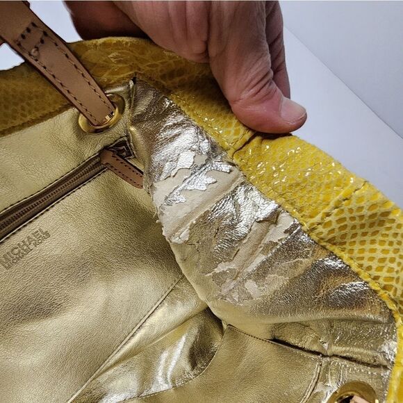 MICHAEL KORS Mustard yellow Reptile Snake Print Shoulder Tote Purse Bag See Pics - Picture 5 of 12